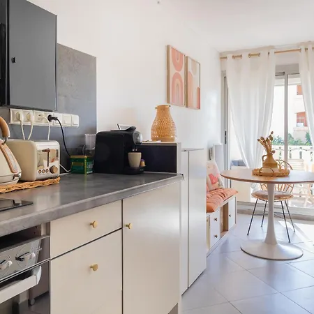 Cosy, Piscine, Clim, Parking Prive - Proche - Arrivee Autonome - Lit Queen Size Apartment La Seyne-sur-Mer