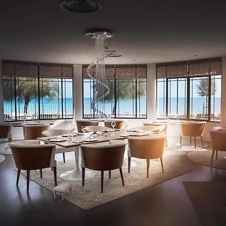 Apartment Cosy, Piscine, Clim, Parking Prive - Proche - Arrivee Autonome - Lit Queen Size *